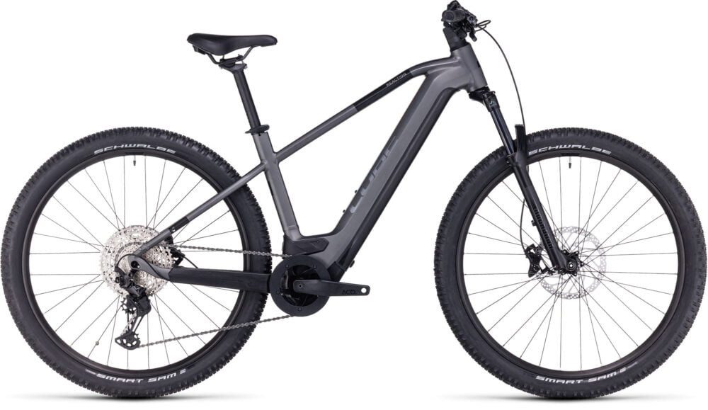 Cube Reaction Hybrid Race 750 grey´n´metal fastbike 1 1.jpg