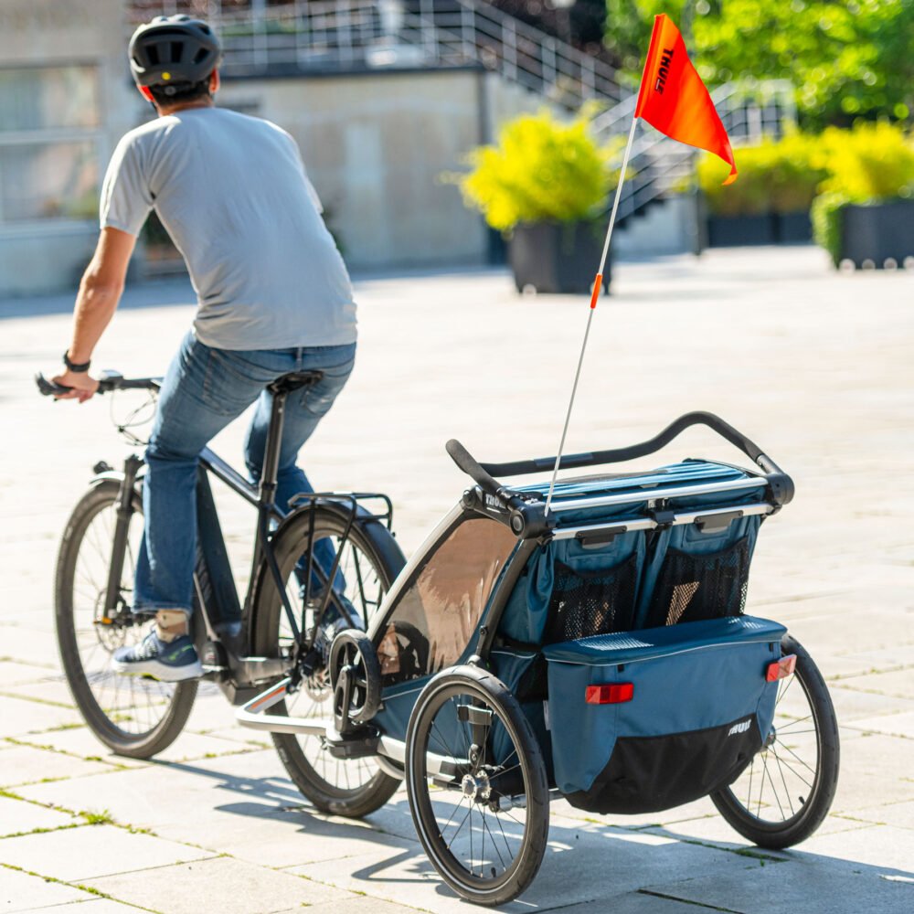 Thule Chariot Cross 2 Fahrradanhaenger fuer 2 Kinder fastbike 10.jpg