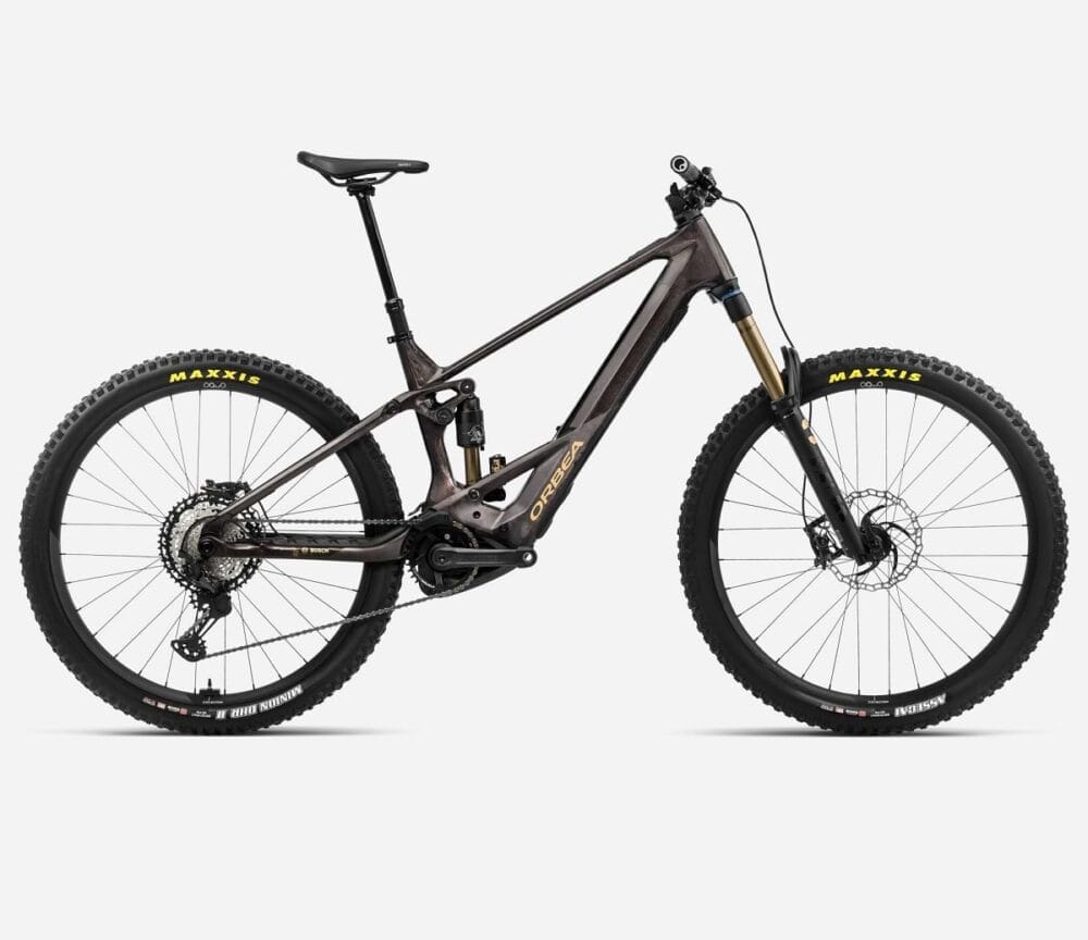 Orbea Wild M TEAM Cosmic Carbon View 2024 ORB R34703V3 b 0